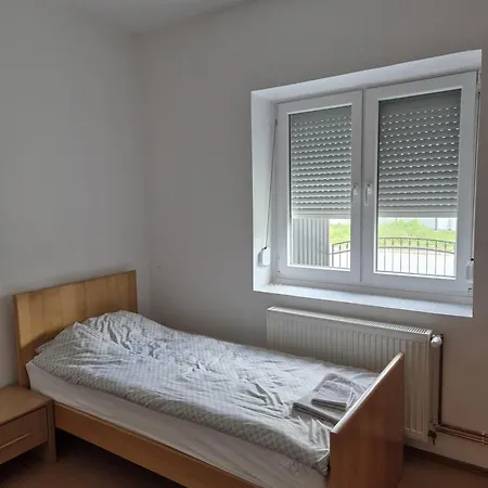 Kec - Dom wakacyjny *